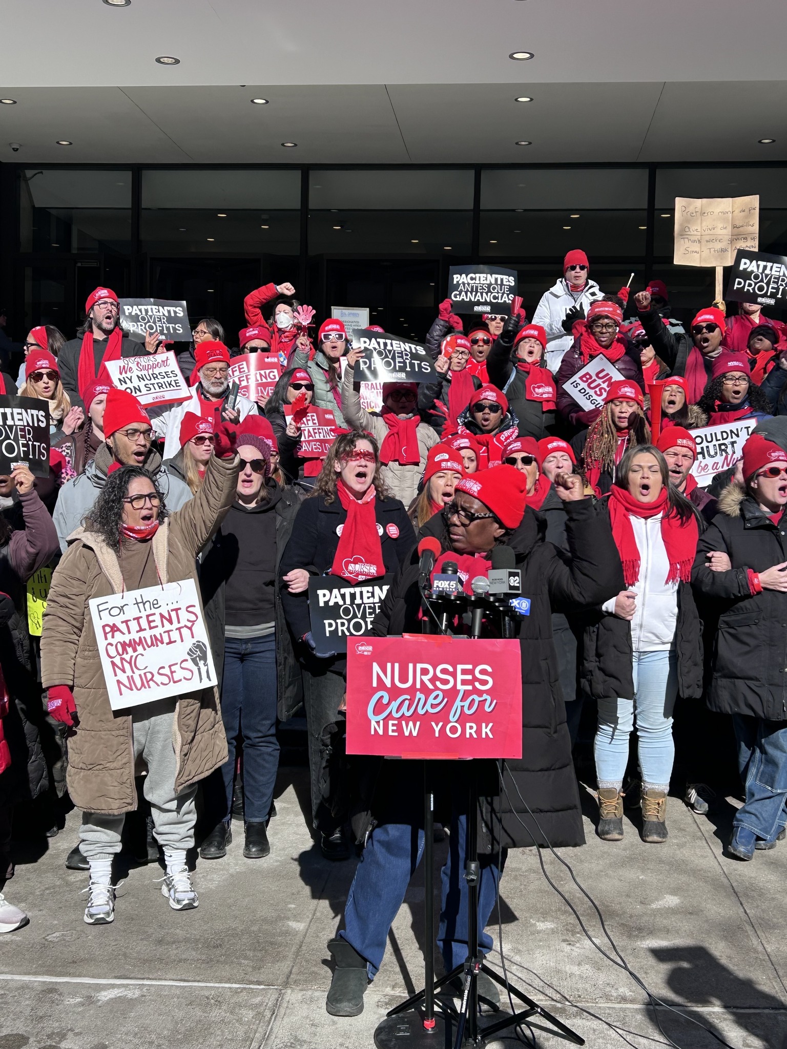 Rally of New York State Nurses Association (NYNSA) members striking against hospital corporations Mt. Sinai, Montefiore, and New York-Presbyterian (NYSNA, 2/5/26)