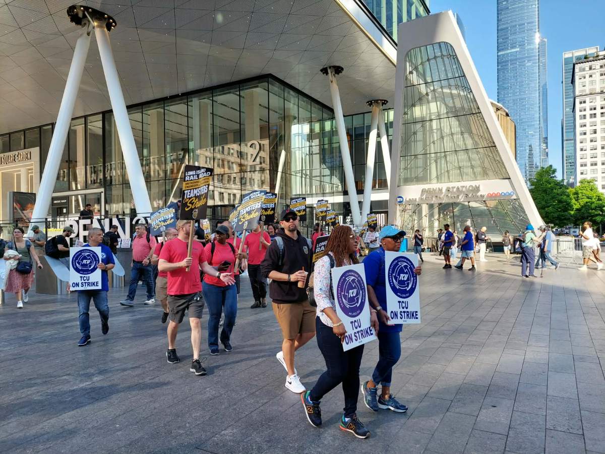 ISG stands in Solidarity with Long Island Railroad&nbsp;Workers